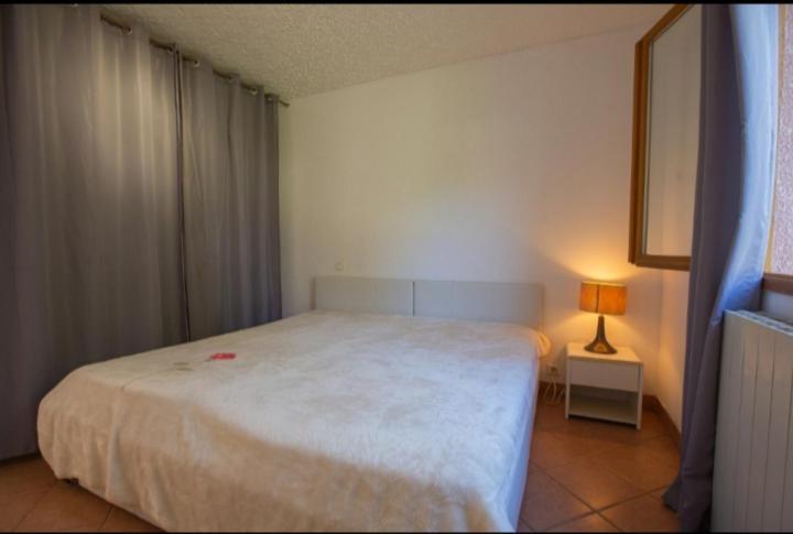 Logement calme et agréable à proximité d'Ajaccio Canale Cabanes Exterior foto